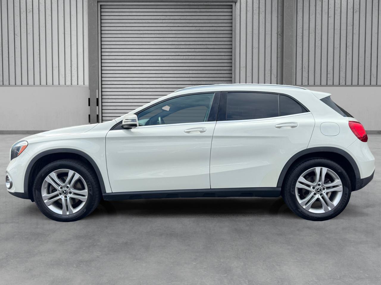 Used 2018 Mercedes-Benz GLA 250 4MATIC image 30