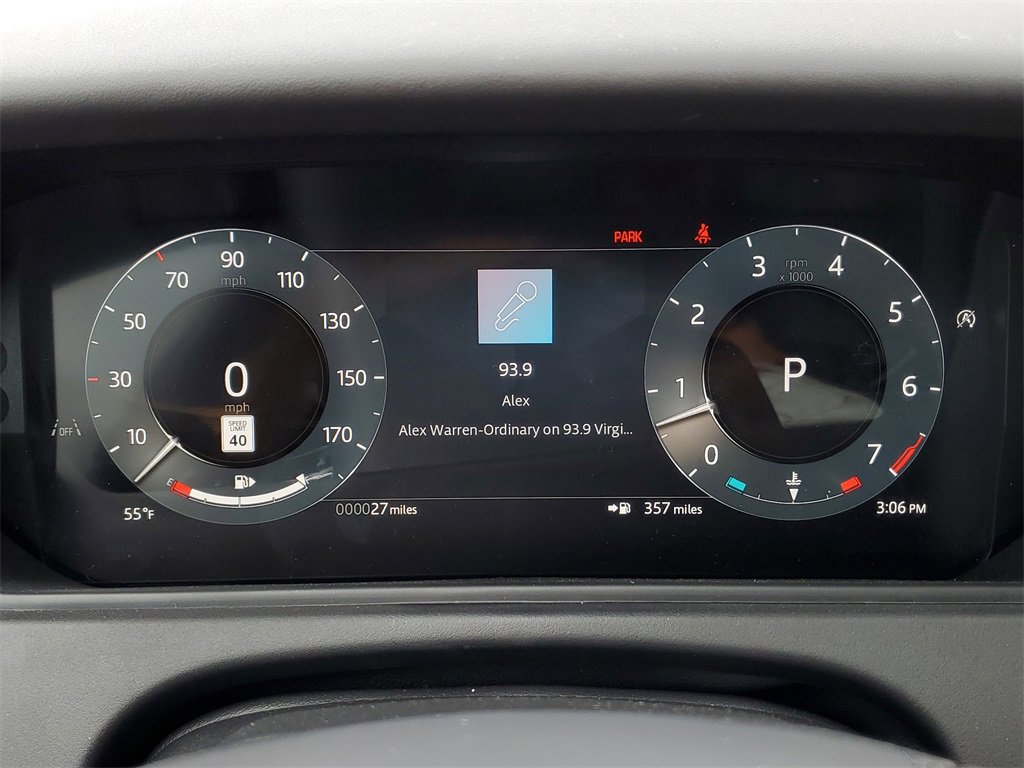 New 2026 Land Rover Range Rover Velar Dynamic SE image 15