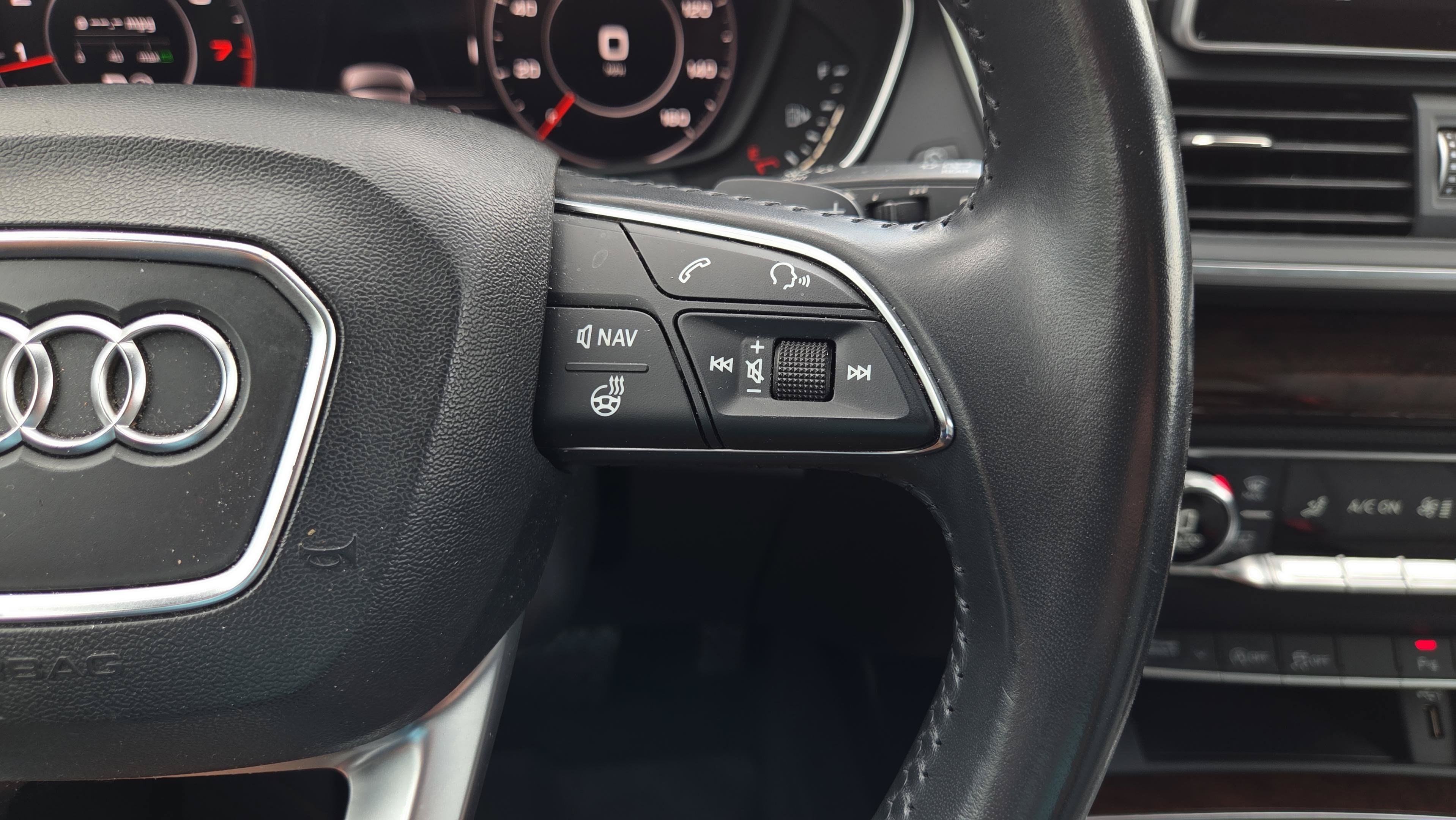 Used 2018 Audi Q5 2.0T Premium Plus AWD/4WD image 30