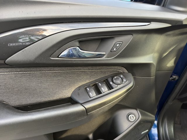 Used 2022 Chevrolet TrailBlazer ACTIV w/ Sun and Liftgate Package AWD/4WD image 15