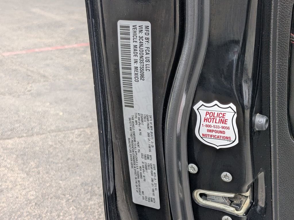 Used 2025 Jeep Compass Trailhawk image 22