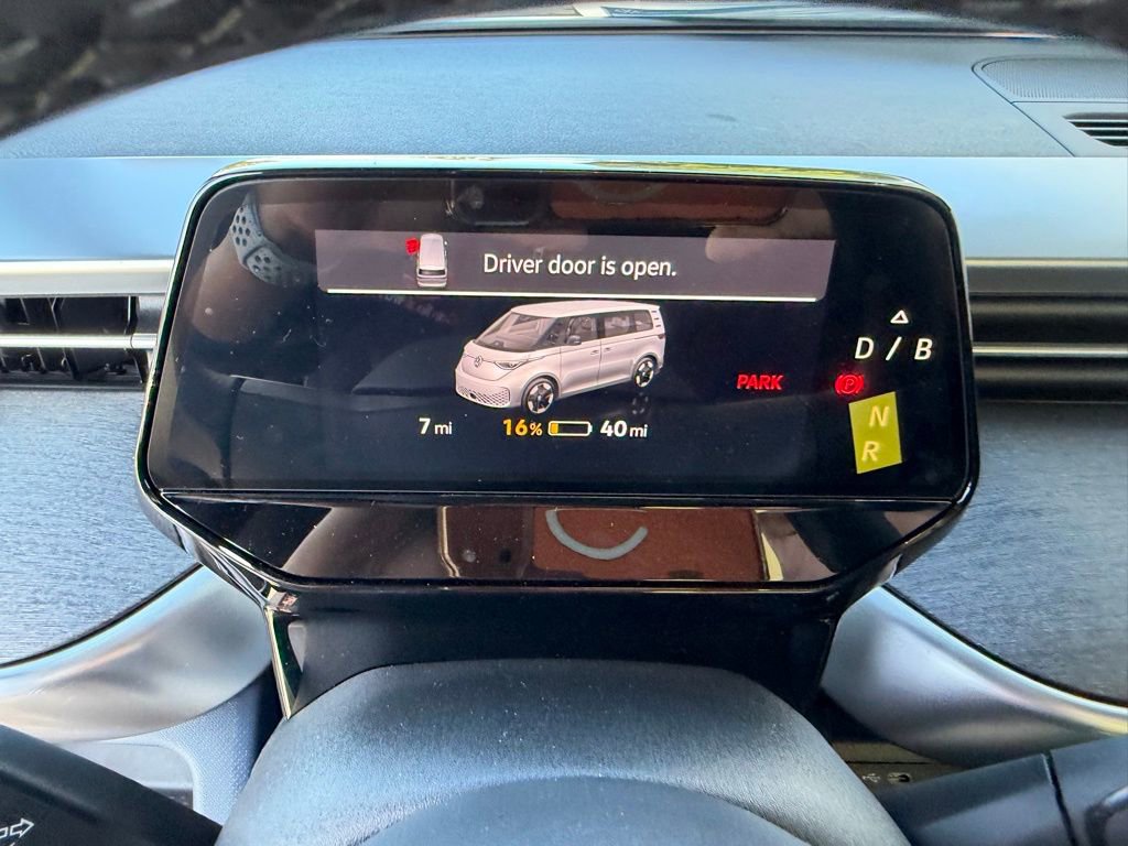 New 2025 Volkswagen ID. Buzz Pro S Plus image 26