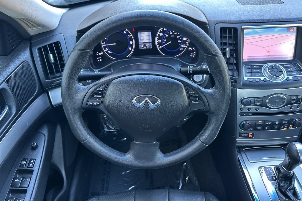 Used 2015 INFINITI Q40 w/ Navigation Package RWD image 13
