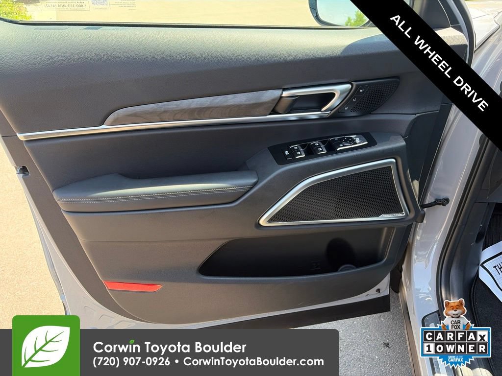Used 2025 Kia Telluride SX Prestige X-Pro AWD/4WD image 25