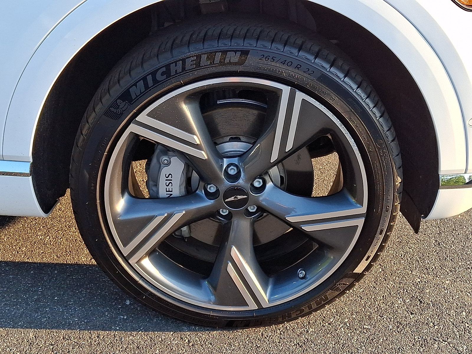 Certified 2025 Genesis GV80 3.5T Prestige AWD/4WD image 8