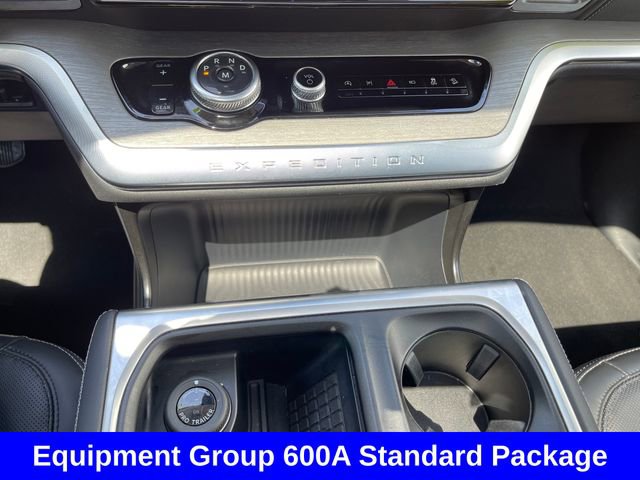 Used 2025 Ford Expedition Platinum AWD/4WD image 18