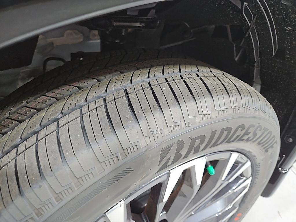 New 2025 Nissan Rogue Platinum w/ Platinum Premium Package image 28