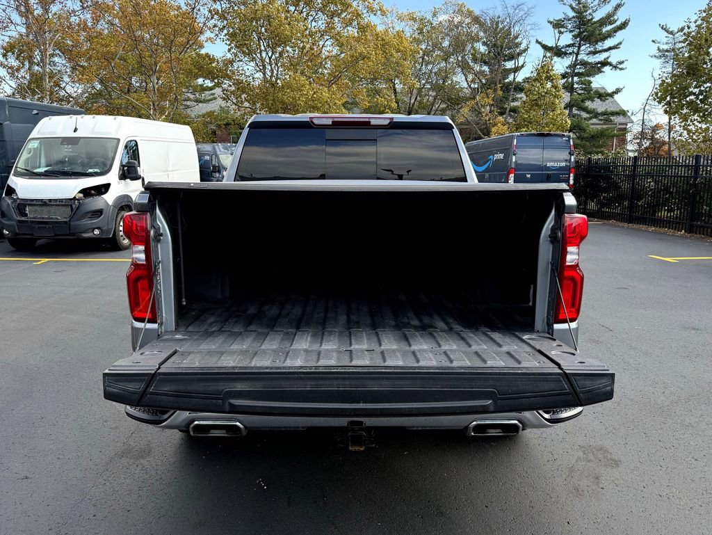 Used 2022 Chevrolet Silverado 1500 LTZ image 9