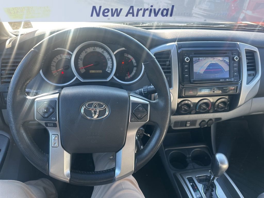 Used 2014 Toyota Tacoma 4x4 Access Cab V6 image 13