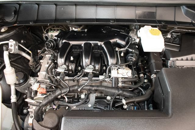Used 2026 Nissan Pathfinder SL AWD/4WD image 3