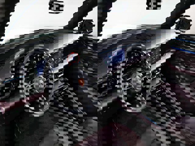 New 2025 Porsche Macan 4 Electric image 20