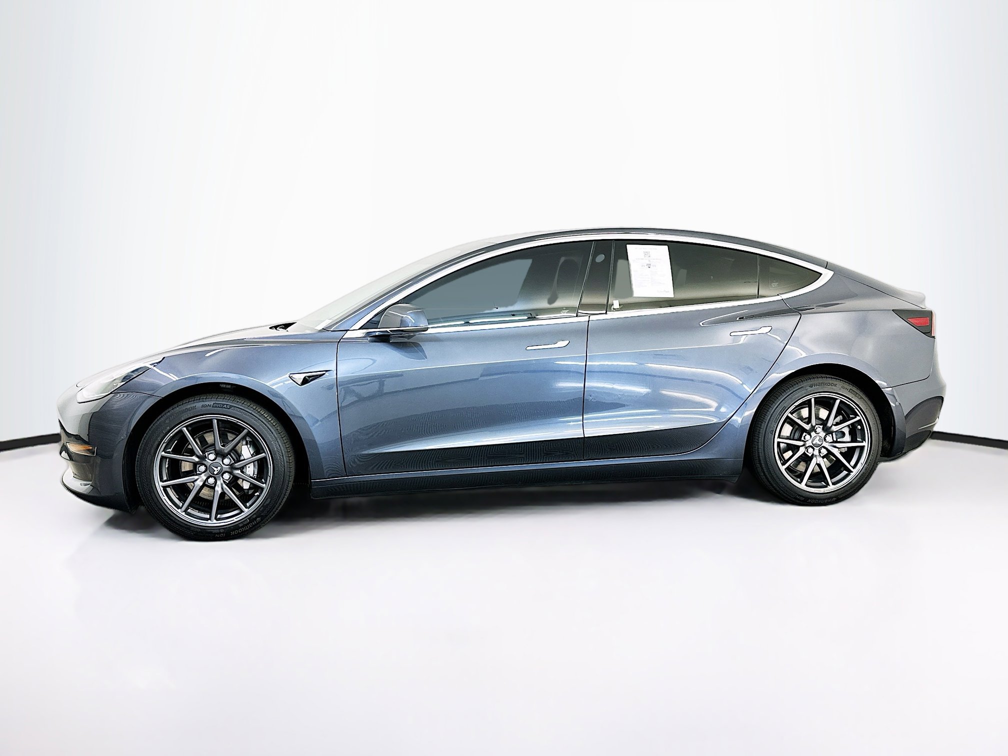 Used 2019 Tesla Model 3 Long Range image 4