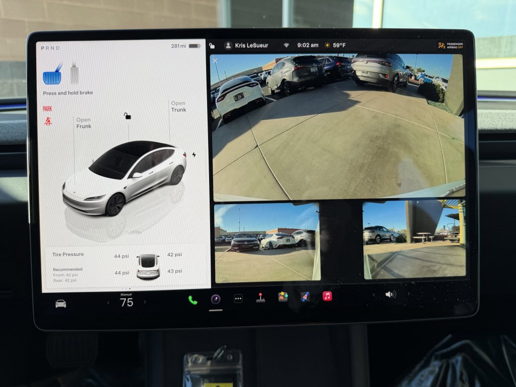 Used 2025 Tesla Model 3 image 28