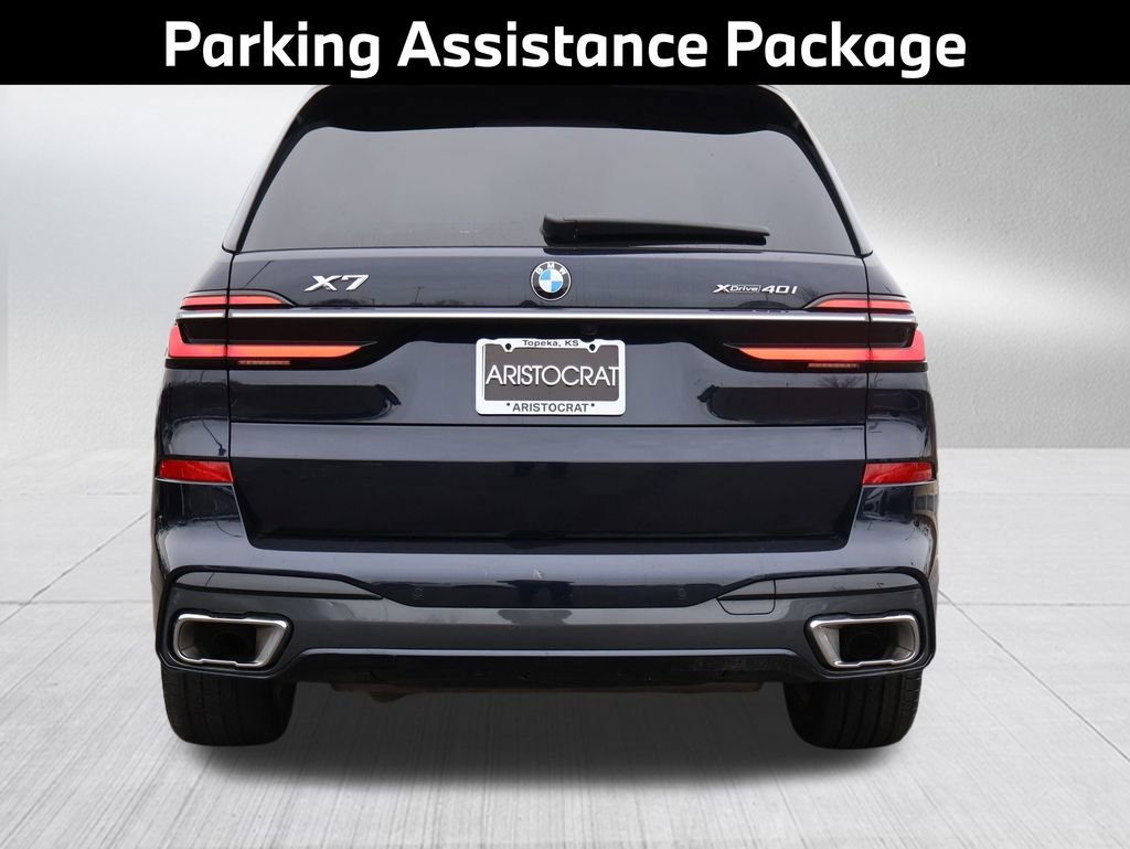 Used 2023 BMW X7 xDrive40i w/ M Sport Package image 7