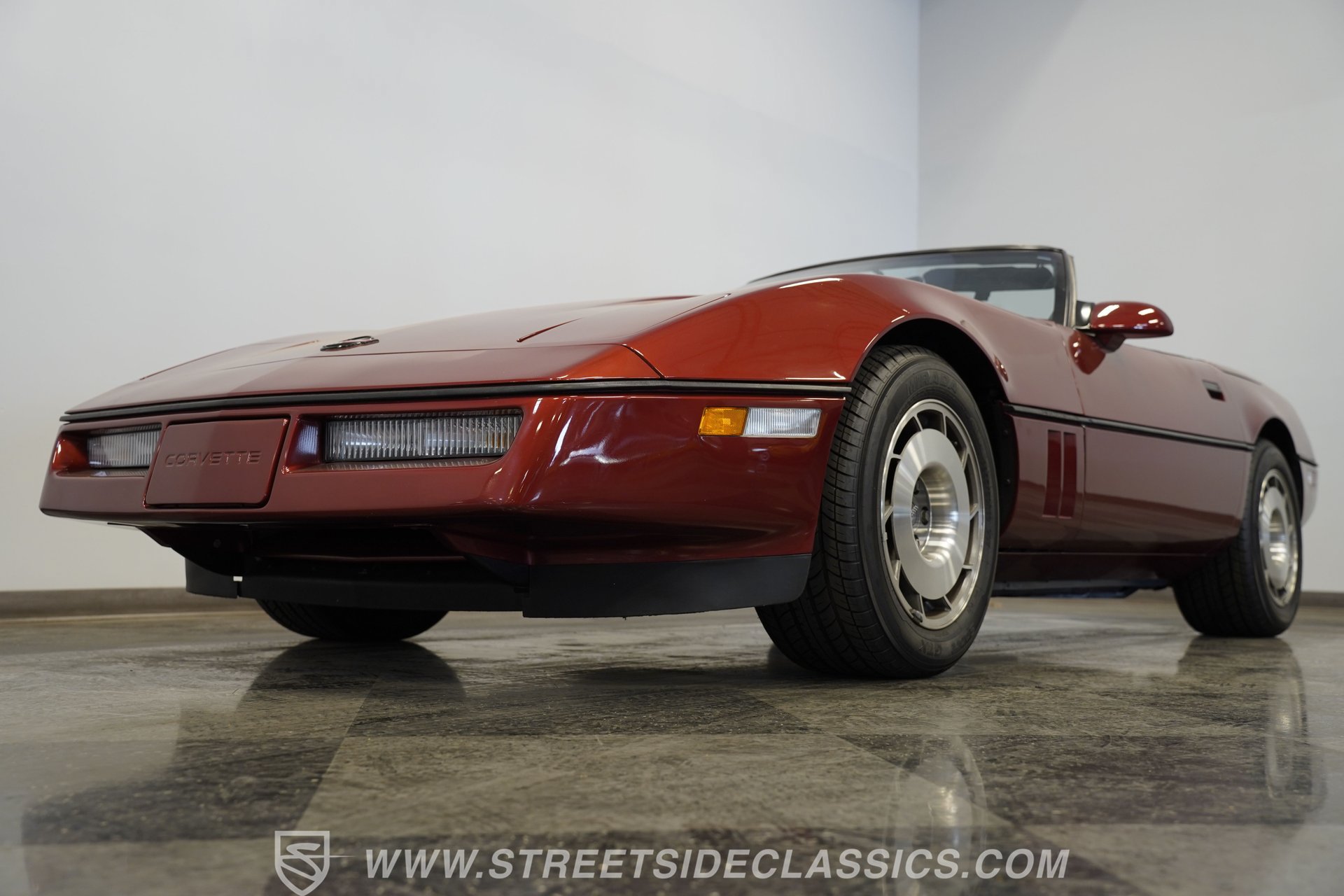 Used 1987 Chevrolet Corvette Convertible RWD image 20