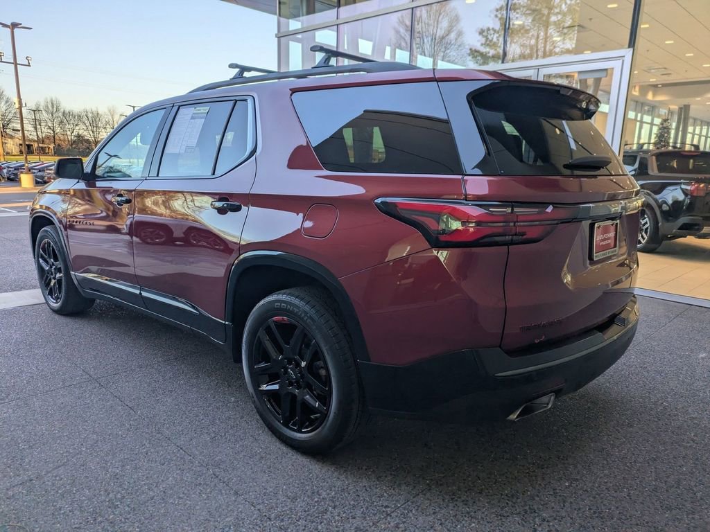 Certified 2023 Chevrolet Traverse Premier w/ Redline Edition image 3