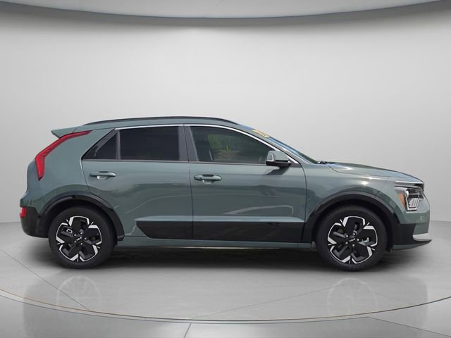 Used 2023 Kia Niro Wind FWD image 9