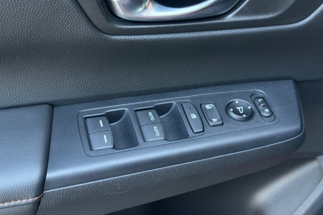 Certified 2025 Honda CR-V Sport image 13