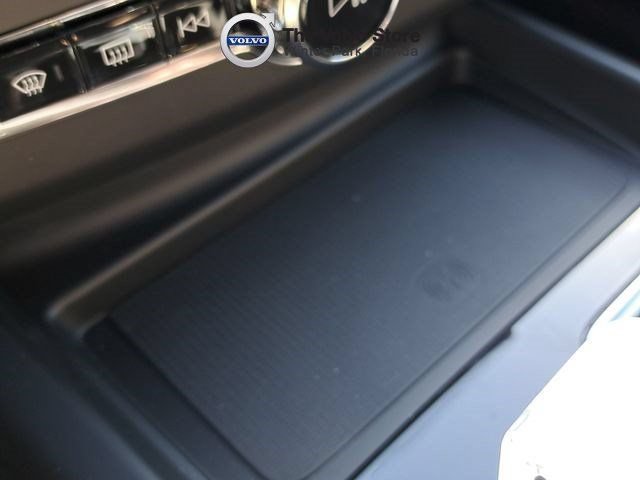 New 2026 Volvo XC60 T8 Plus w/ Protection Package Premier AWD/4WD image 25