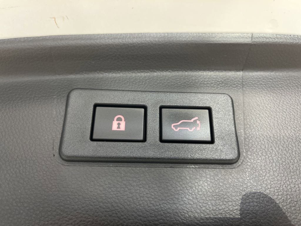 Certified 2023 Subaru Outback Limited AWD/4WD image 40