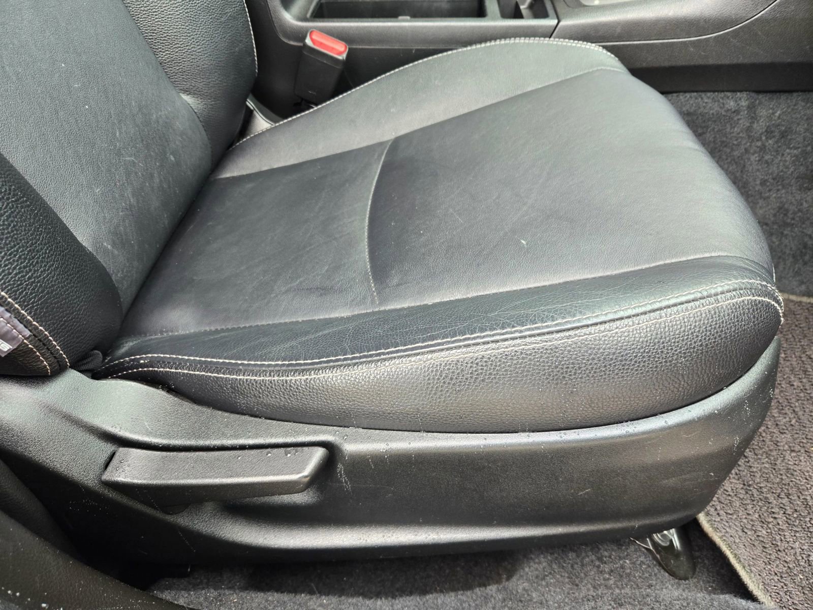 Used 2013 Subaru Crosstrek 2.0i Limited image 19