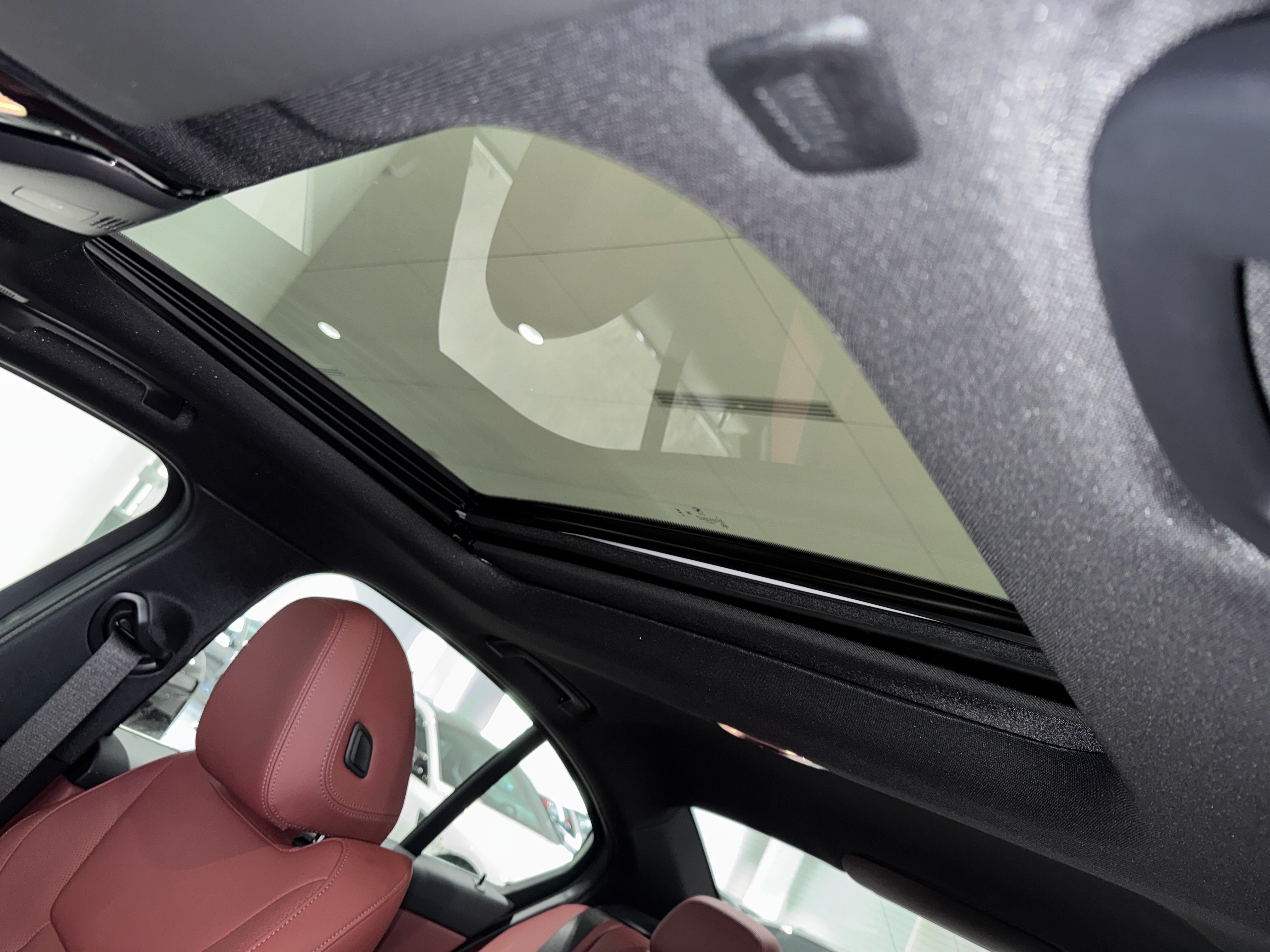 New 2026 BMW 330i Sedan RWD image 23