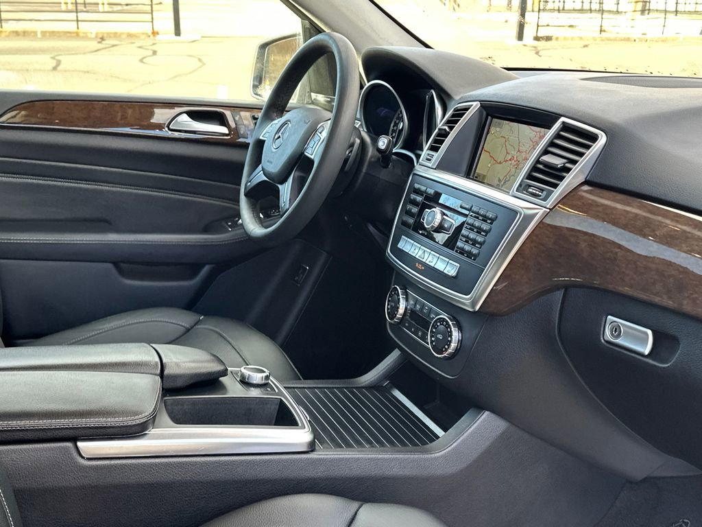 Used 2015 Mercedes-Benz ML 350 4MATIC image 13