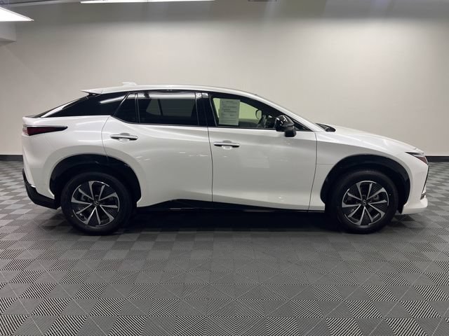 Used 2023 Lexus RZ 450e Premium w/ Technology Package AWD/4WD image 4