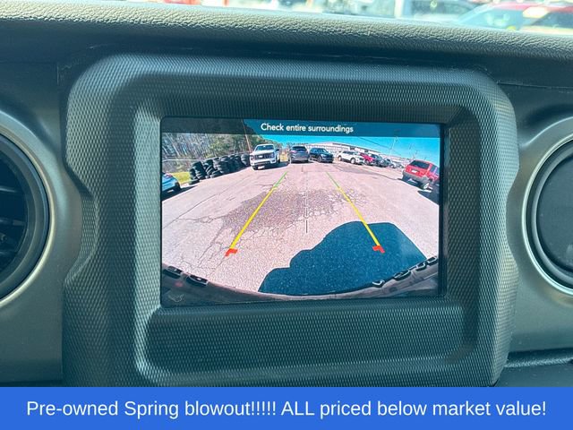 Used 2023 Jeep Wrangler Unlimited w/ Cold Weather Group AWD/4WD image 24