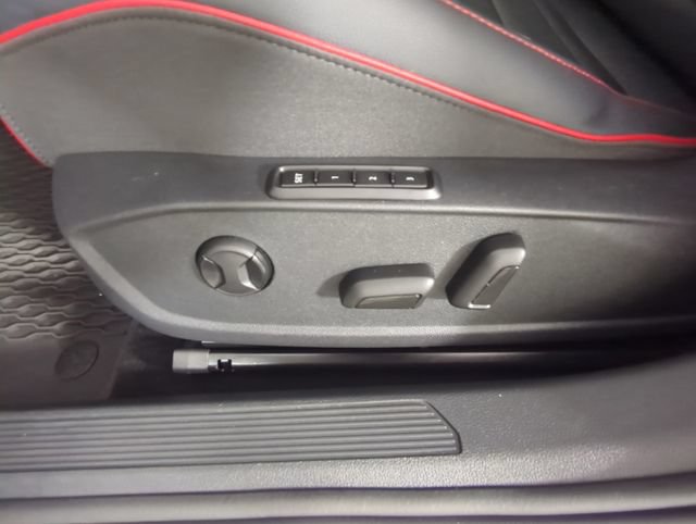Used 2023 Volkswagen GTI Autobahn FWD image 32