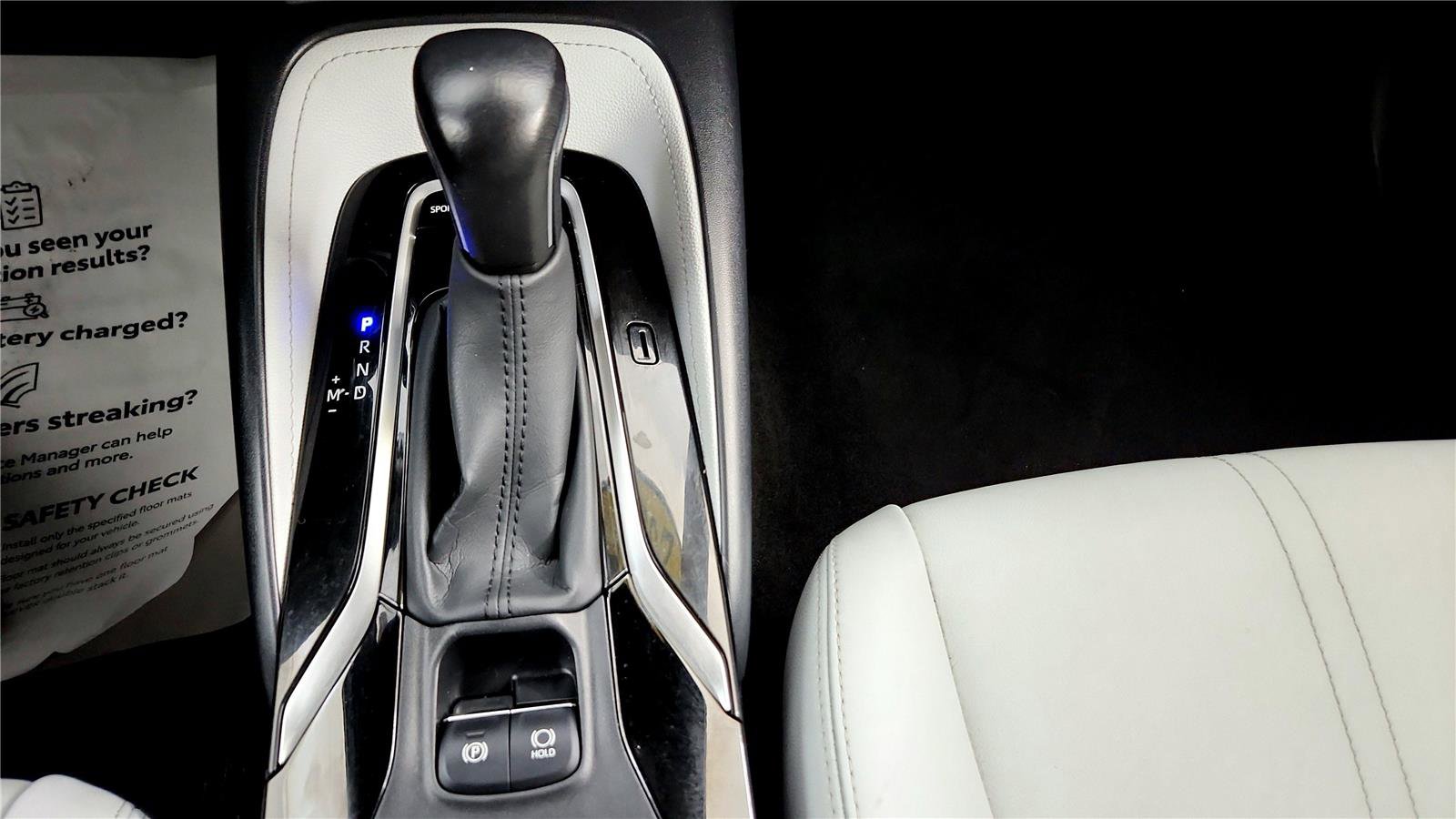 Used 2021 Toyota Corolla XSE image 28