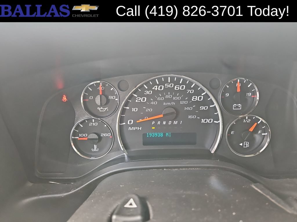 Used 2015 GMC Savana 2500 RWD image 11