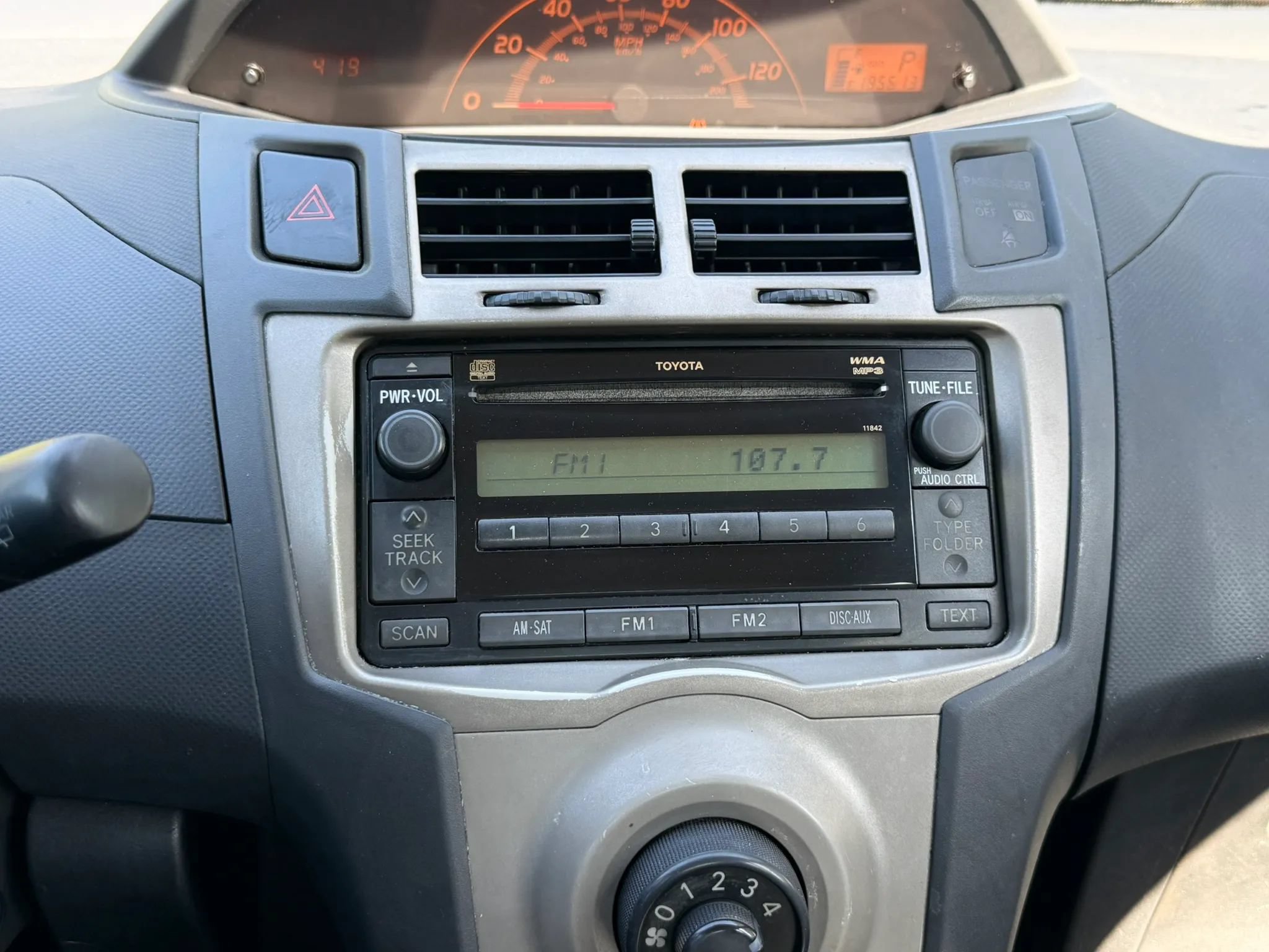 Used 2011 Toyota Yaris 4-Door Hatchback w/ PWR Pkg w/Steel Wheels FWD image 21