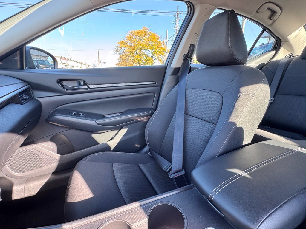 Used 2026 Nissan Altima 2.5 SV FWD image 14
