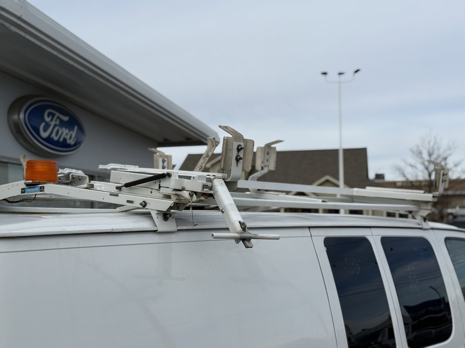 Used 2011 Ford E-250 and Econoline 250 w/ PWR Group image 28