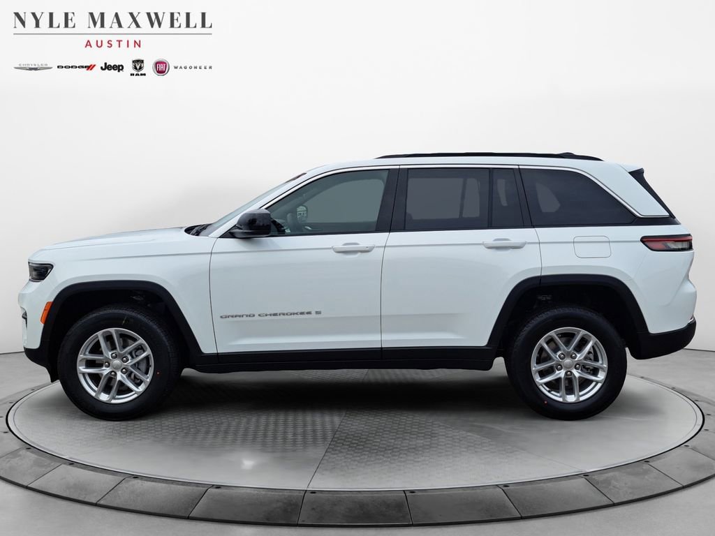 New 2025 Jeep Grand Cherokee Laredo w/ MOPAR Finishing Package RWD image 13