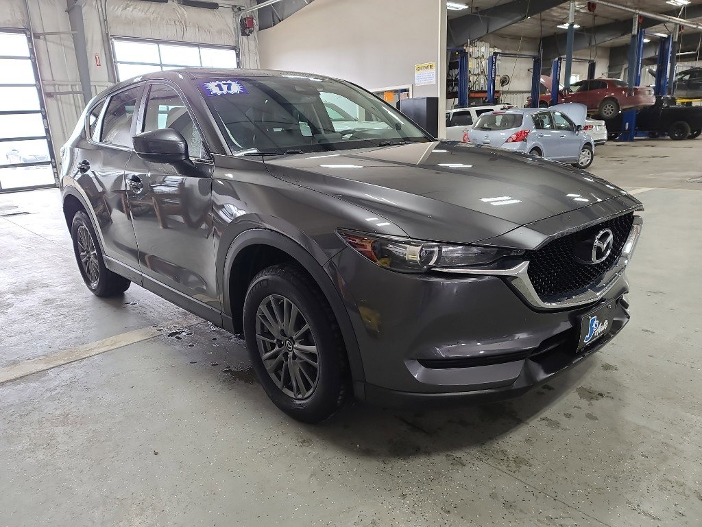 Used 2017 MAZDA CX-5 Touring w/ Preferred Equipment Package image 4