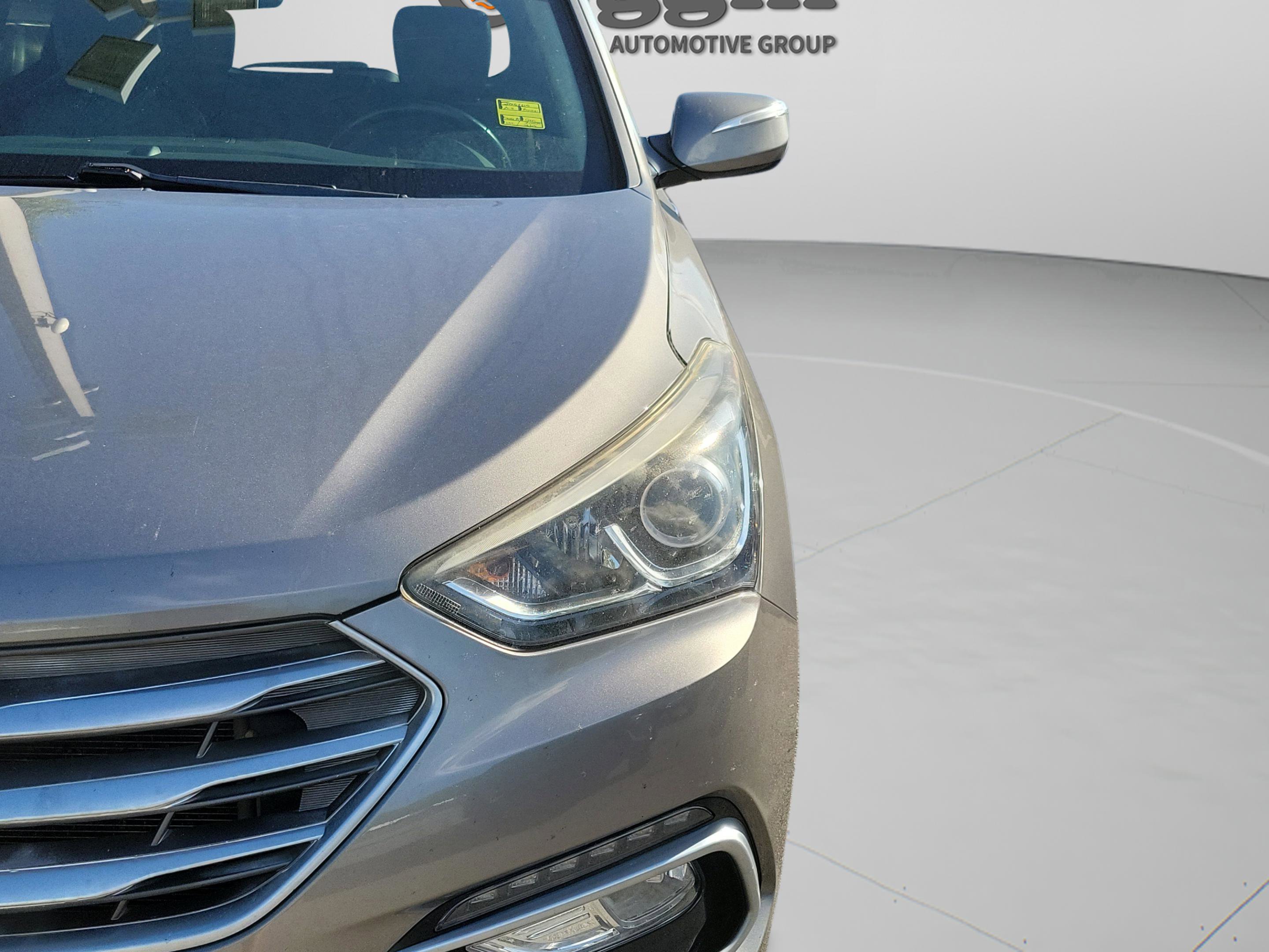 Used 2018 Hyundai Santa Fe Sport FWD image 11
