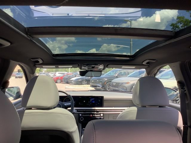 New 2025 Hyundai Tucson Limited image 10