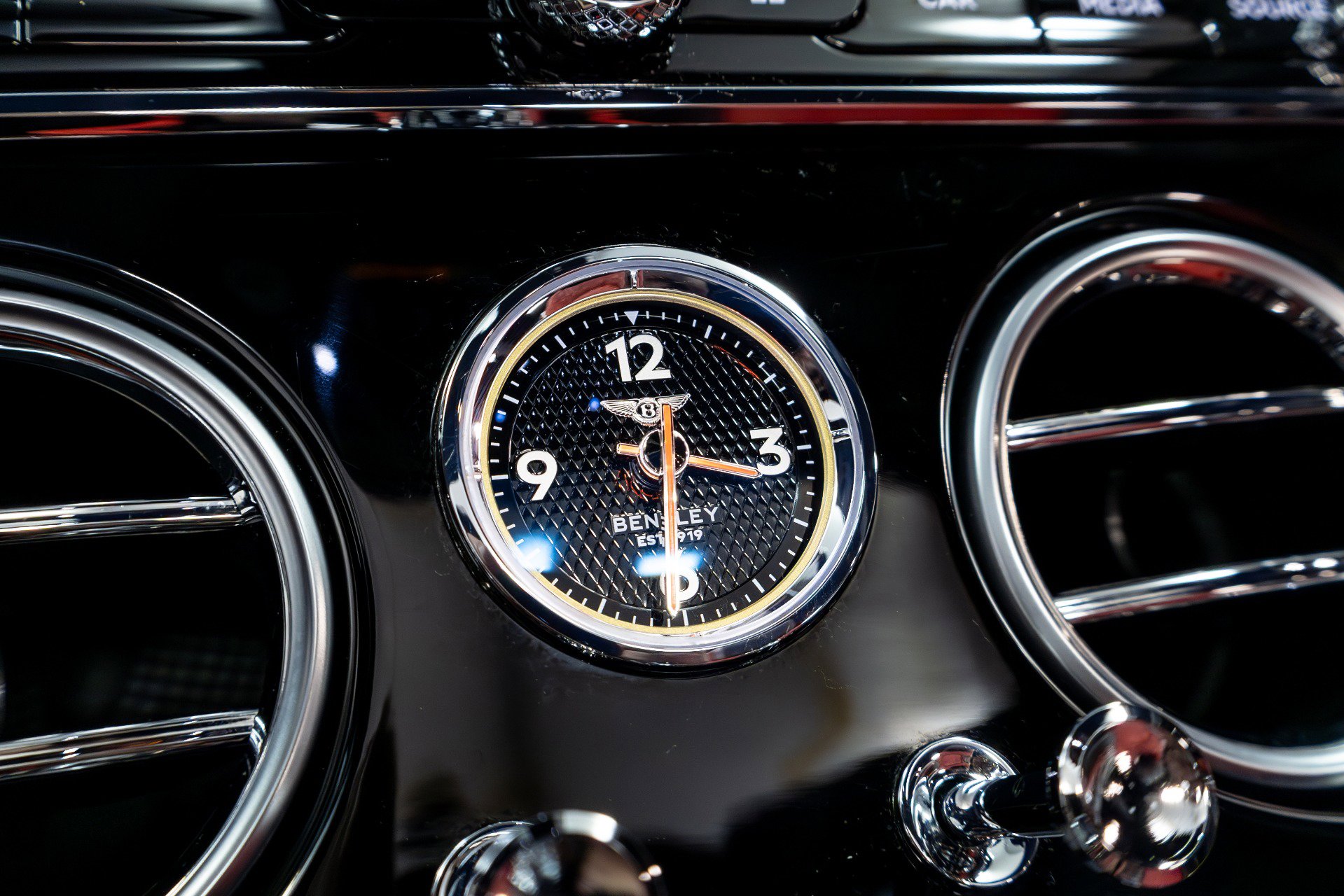 Used 2020 Bentley Continental GT image 73