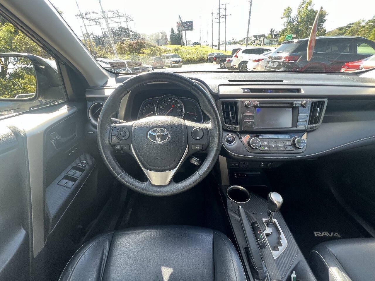 Used 2013 Toyota RAV4 Limited AWD/4WD image 17
