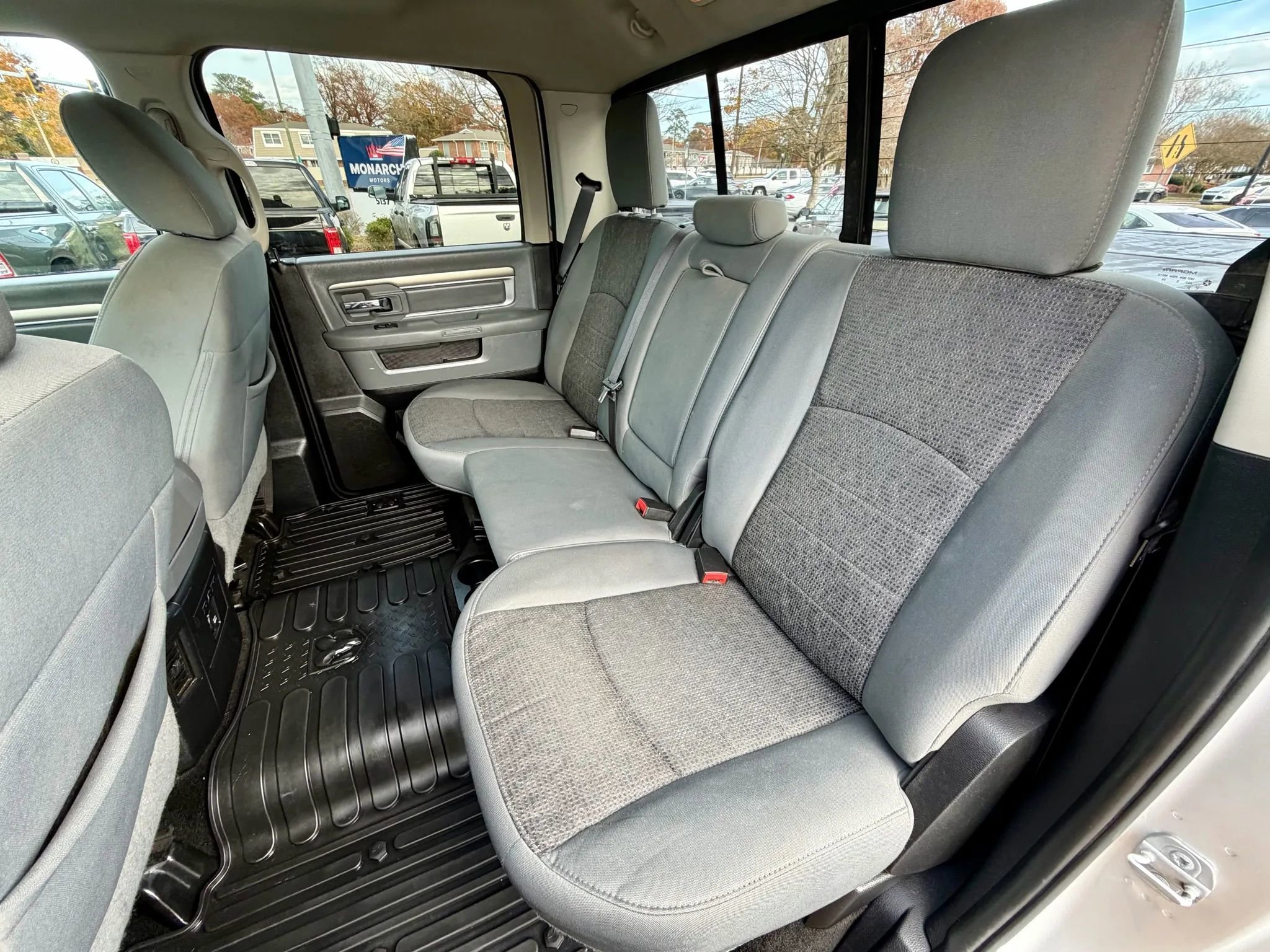 Used 2016 RAM 2500 Big Horn image 9