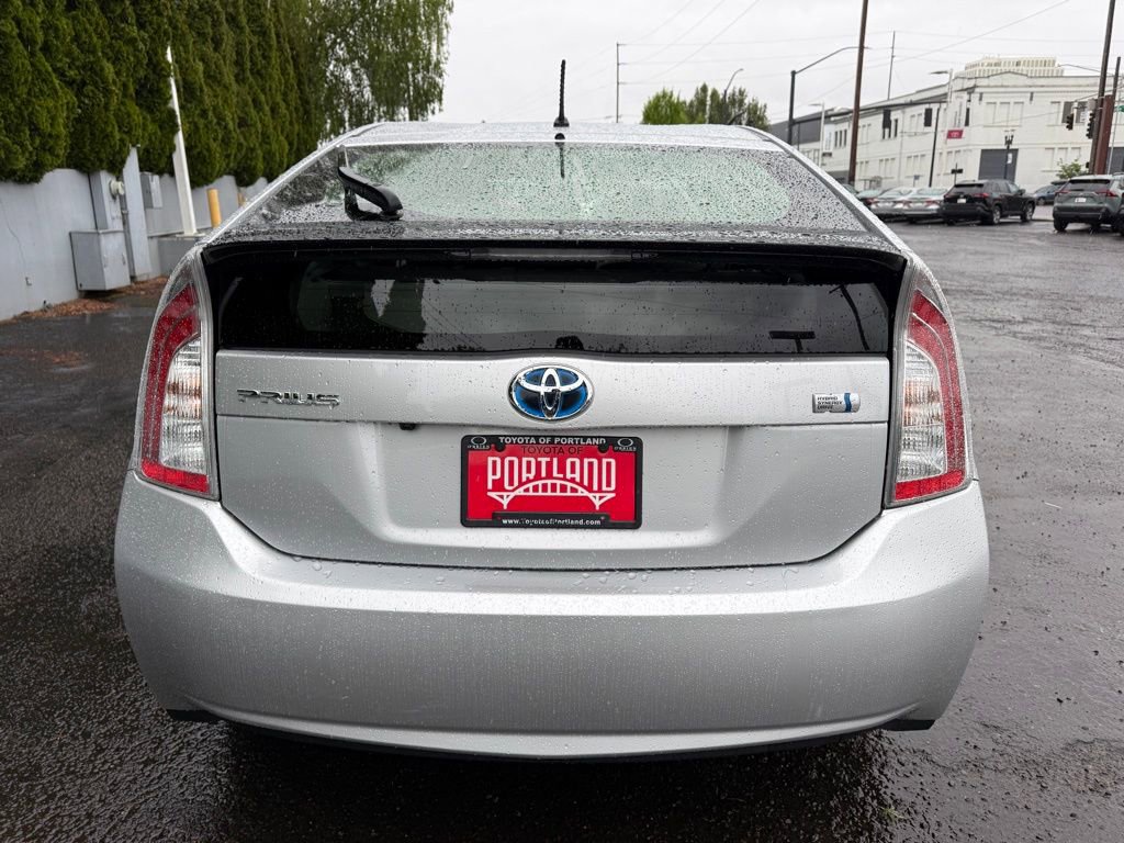 Used 2015 Toyota Prius Two FWD image 6