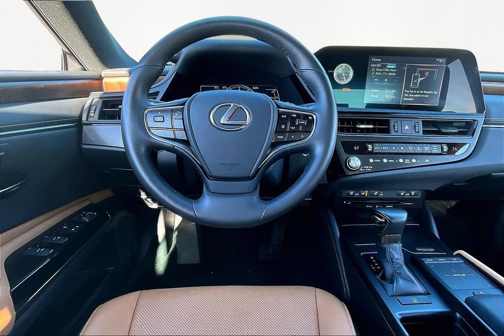 Used 2022 Lexus ES 350 w/ Premium Package image 9