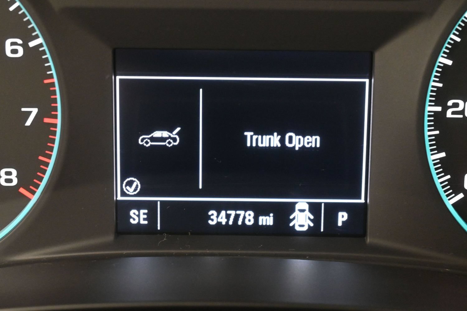 Used 2022 Chevrolet Malibu LT w/ Redline Edition FWD image 27
