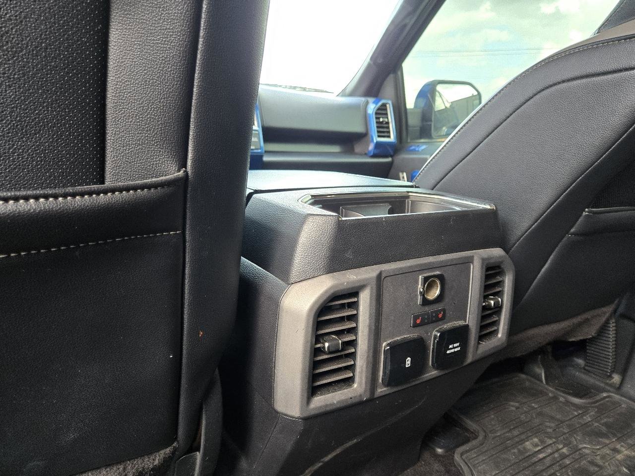 Used 2017 Ford F150 Raptor w/ Equipment Group 802A Luxury AWD/4WD image 8