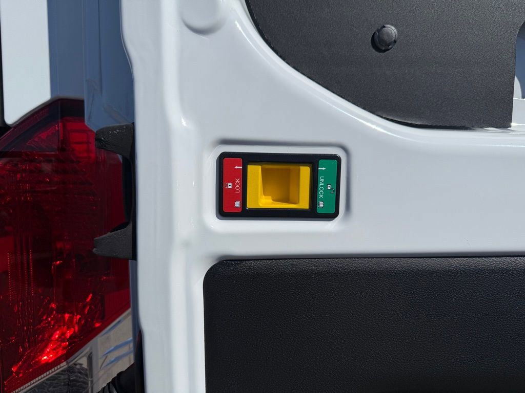 New 2026 Ford Transit 250 148 Medium Roof w/ Load Area Protection Package image 34
