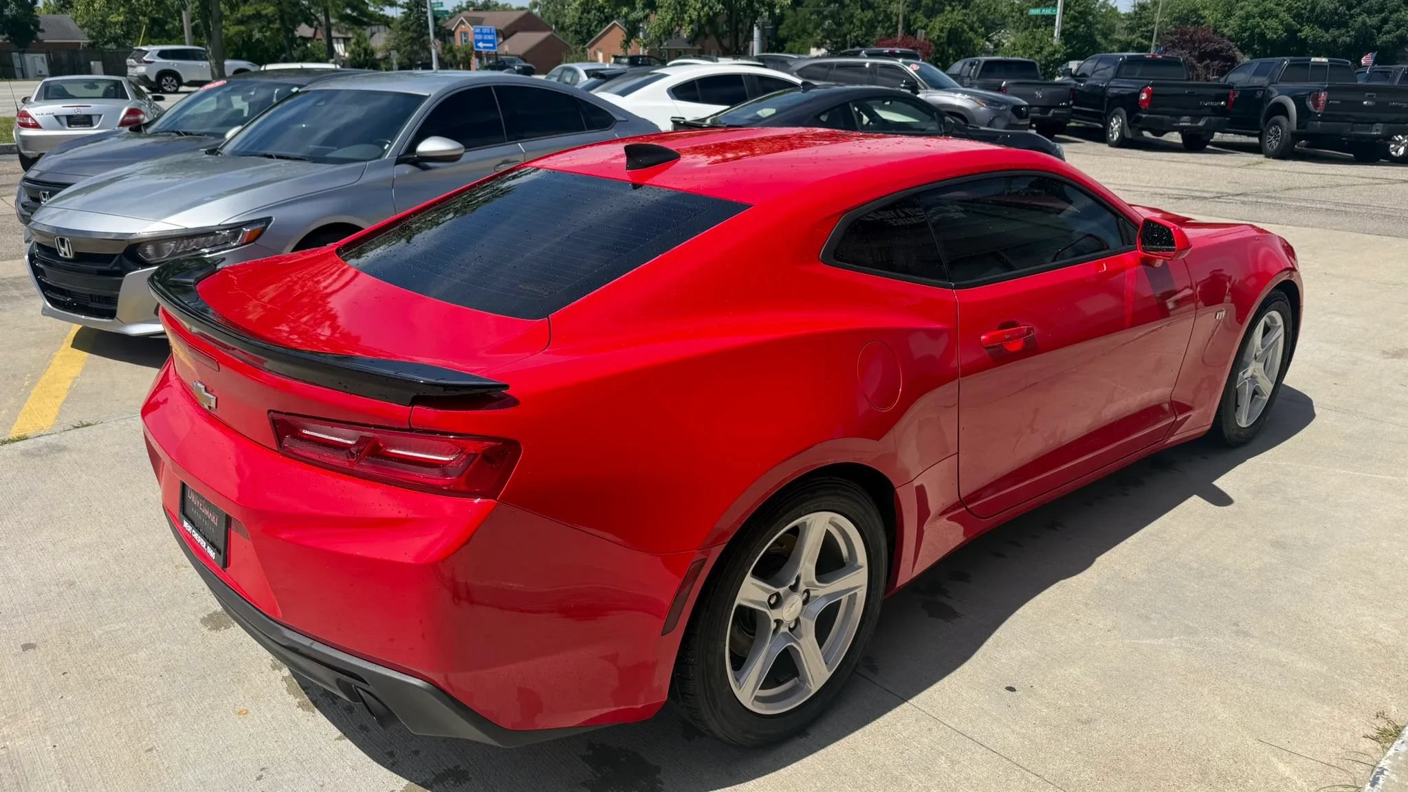 Used 2018 Chevrolet Camaro LS RWD image 3