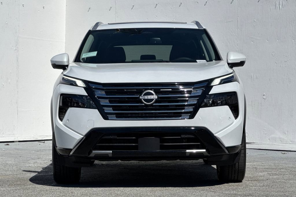 New 2026 Nissan Rogue Platinum image 2