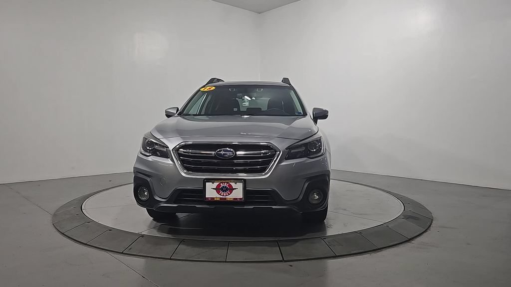 Used 2018 Subaru Outback 3.6R Limited AWD/4WD image 9